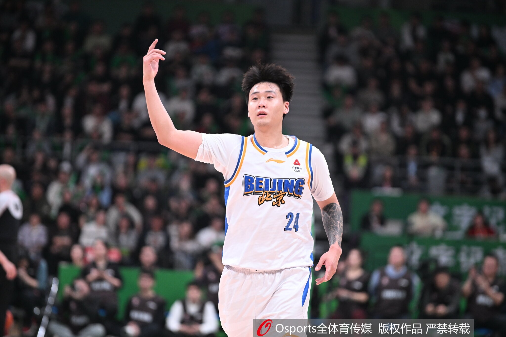 新葡京集团-记者：如果赵睿&amp;曾凡博状态继续回升 抢回主场优势的北京会更难缠